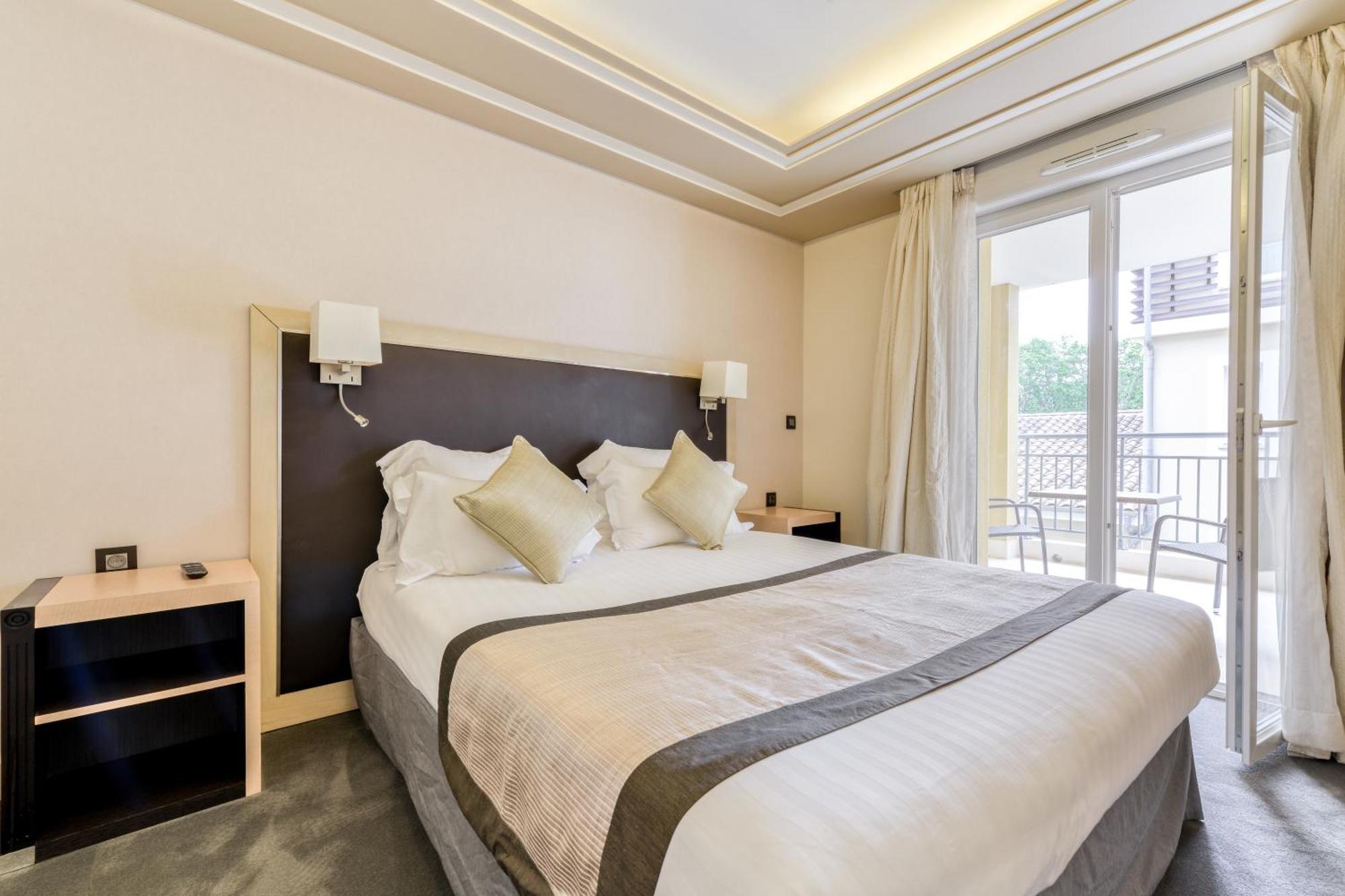 Zenitude Hotel La Valadiere, Ascend Hotel Collection Juvignac Eksteriør billede