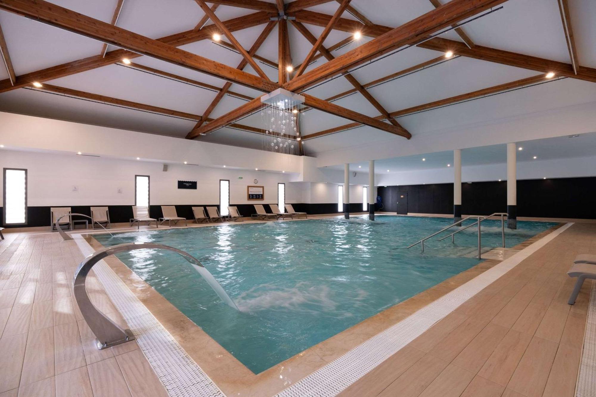 Zenitude Hotel La Valadiere, Ascend Hotel Collection Juvignac Eksteriør billede
