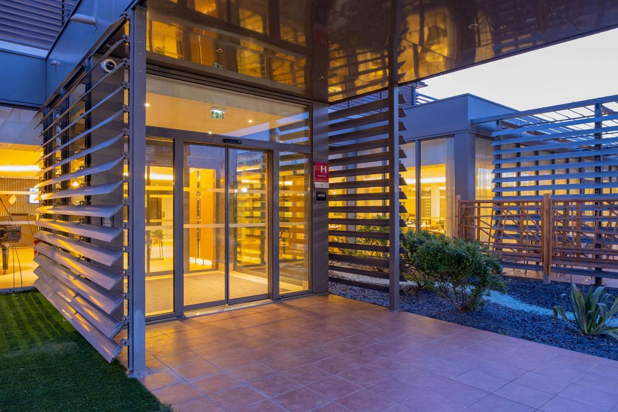 Zenitude Hotel La Valadiere, Ascend Hotel Collection Juvignac Eksteriør billede